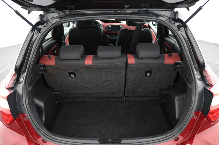 Toyota Yaris - 1.5 Hybrid Y20 Gold Edition 23