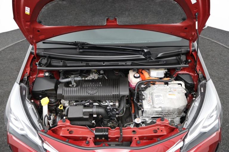 Toyota Yaris - 1.5 Hybrid Y20 Gold Edition 34