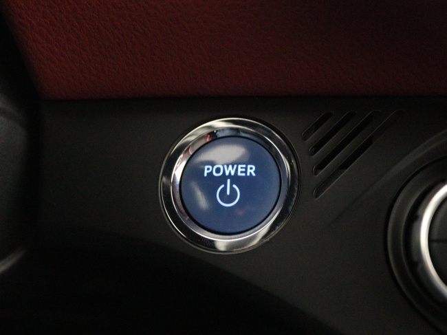 Toyota Yaris - 1.5 Hybrid Y20 Gold Edition