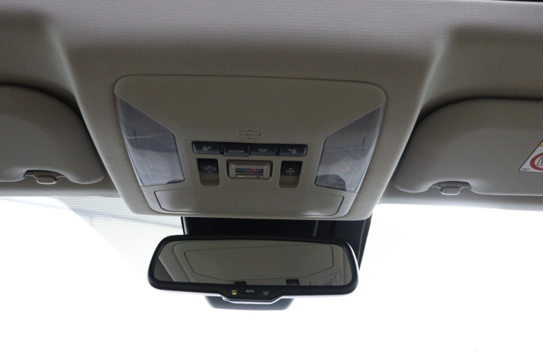 Toyota RAV4 - 2.5 Hybrid AWD Executive 33