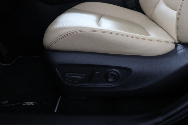 Toyota RAV4 - 2.5 Hybrid AWD Executive 43