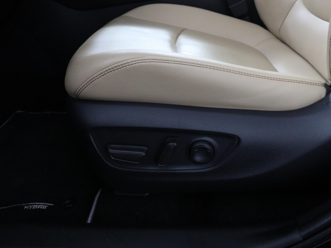 Toyota RAV4 - 2.5 Hybrid AWD Executive