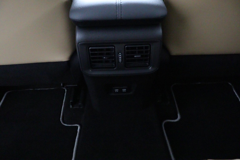 Toyota RAV4 - 2.5 Hybrid AWD Executive 46