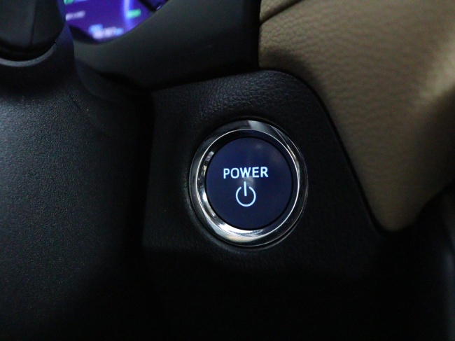 Toyota RAV4 - 2.5 Hybrid AWD Executive