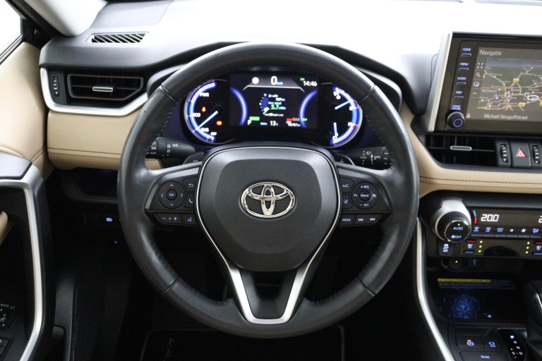 Toyota RAV4 - 2.5 Hybrid AWD Executive 64