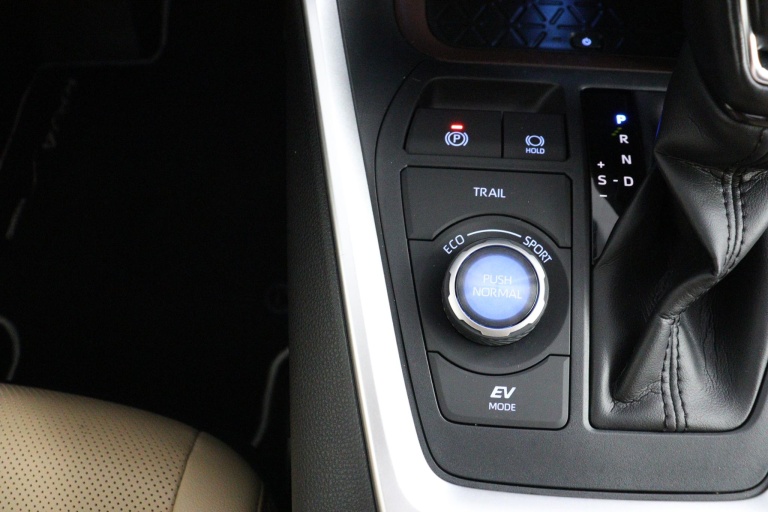 Toyota RAV4 - 2.5 Hybrid AWD Executive 66
