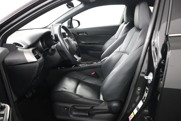 Toyota C-HR - 1.8 Hybrid Executive Ultimate 17