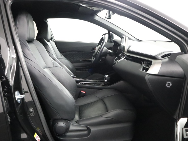 Toyota C-HR - 1.8 Hybrid Executive Ultimate