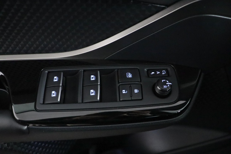 Toyota C-HR - 1.8 Hybrid Executive Ultimate 29