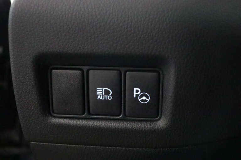 Toyota C-HR - 1.8 Hybrid Executive Ultimate 30