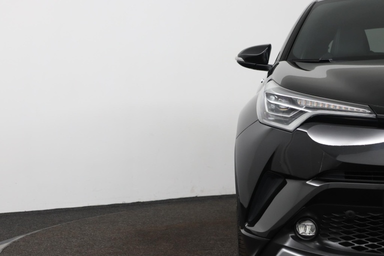 Toyota C-HR - 1.8 Hybrid Executive Ultimate 36