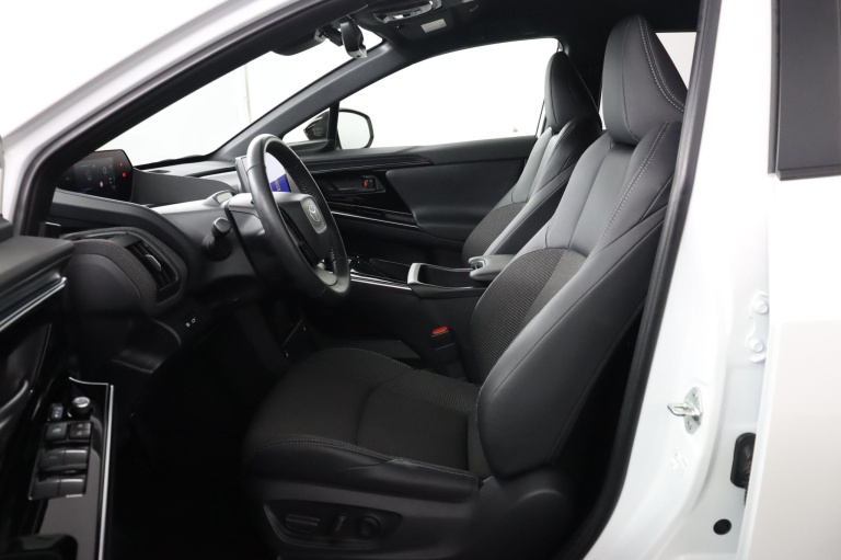 Toyota bZ4X - Business Plus 71 kWh 17