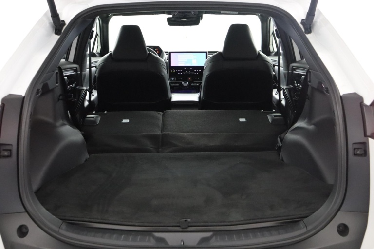 Toyota bZ4X - Business Plus 71 kWh 26