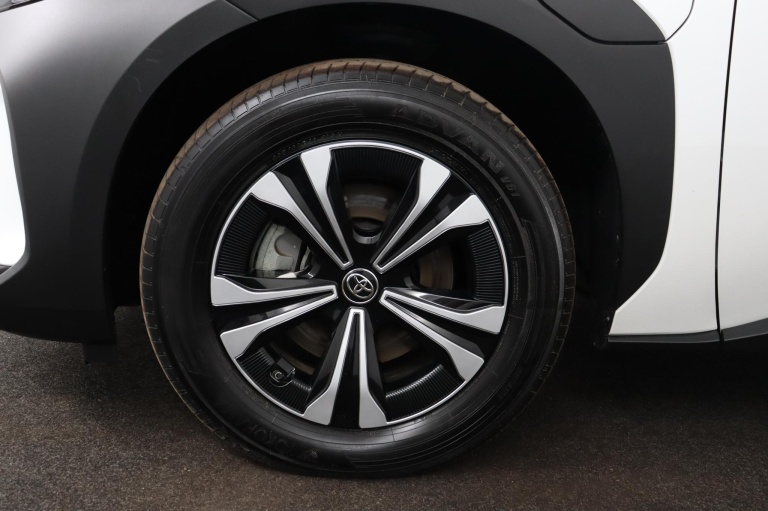 Toyota bZ4X - Business Plus 71 kWh 38