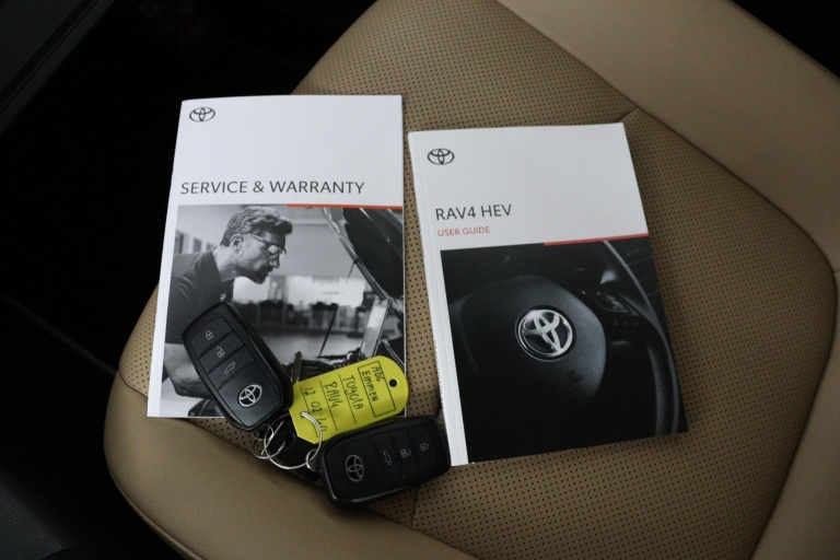 Toyota RAV4 - 2.5 Hybrid AWD Executive 11