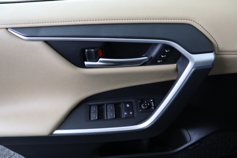 Toyota RAV4 - 2.5 Hybrid AWD Executive 29