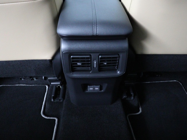 Toyota RAV4 - 2.5 Hybrid AWD Executive