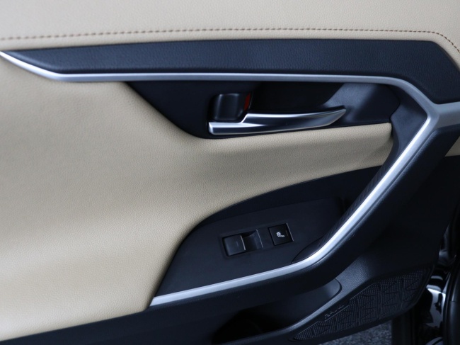 Toyota RAV4 - 2.5 Hybrid AWD Executive