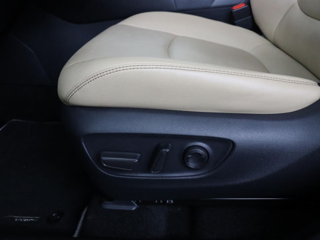 Toyota RAV4 - 2.5 Hybrid AWD Executive