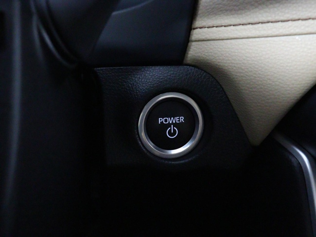 Toyota RAV4 - 2.5 Hybrid AWD Executive