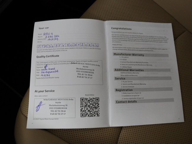 Toyota RAV4 - 2.5 Hybrid AWD Executive