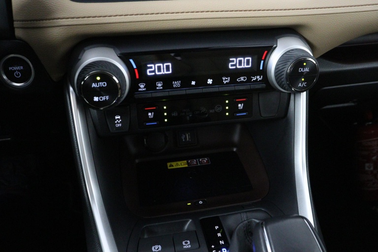 Toyota RAV4 - 2.5 Hybrid AWD Executive 7