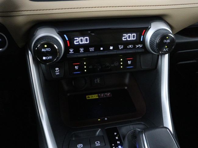 Toyota RAV4 - 2.5 Hybrid AWD Executive