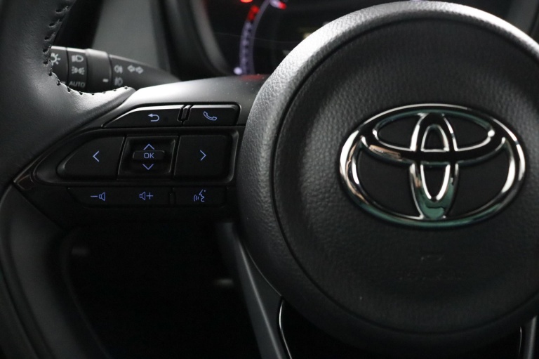 Toyota Aygo X - 1.0 VVT-i MT Premium 19