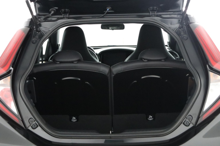 Toyota Aygo X - 1.0 VVT-i MT Premium 24