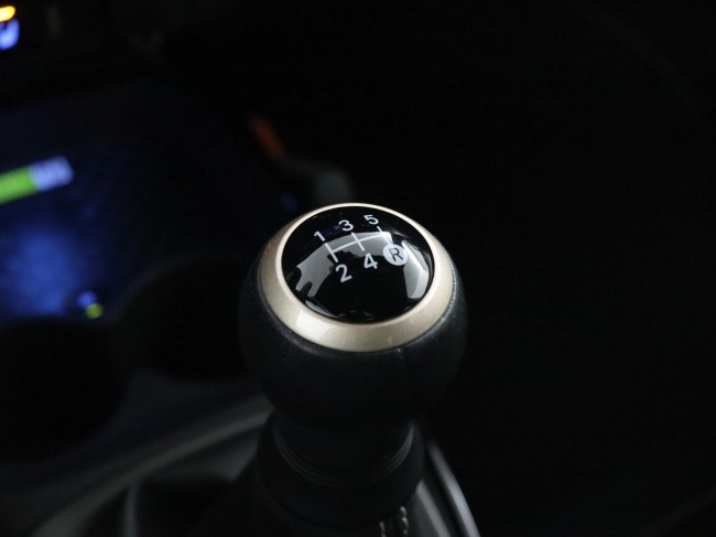 Toyota Aygo X - 1.0 VVT-i MT Premium