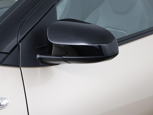 Toyota Aygo X - 1.0 VVT-i MT Premium