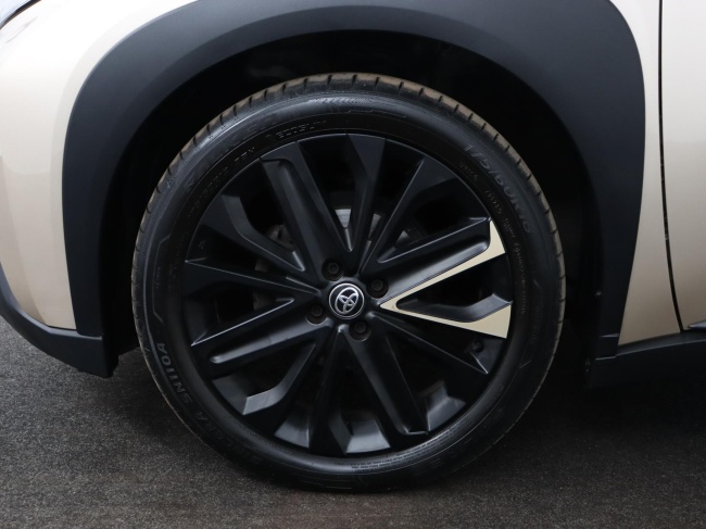 Toyota Aygo X - 1.0 VVT-i MT Premium