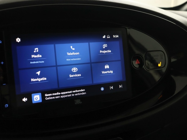 Toyota Aygo X - 1.0 VVT-i MT Premium