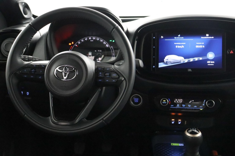 Toyota Aygo X - 1.0 VVT-i MT Premium 49