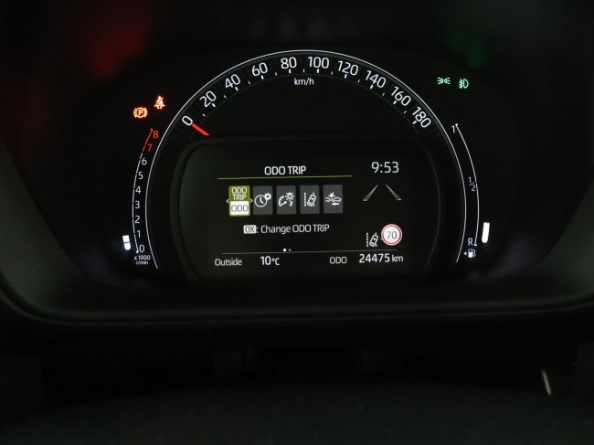 Toyota Aygo X - 1.0 VVT-i MT Premium