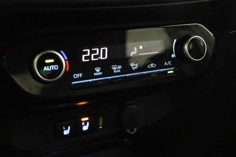 Toyota Aygo X - 1.0 VVT-i MT Premium 7