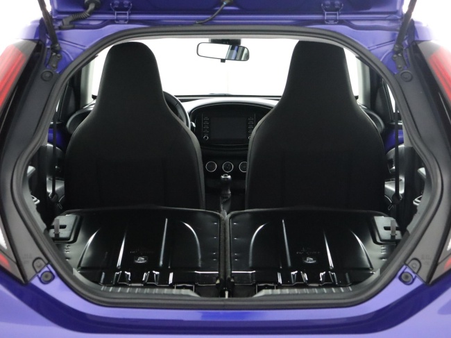 Toyota Aygo X - 1.0 VVT-i MT Play