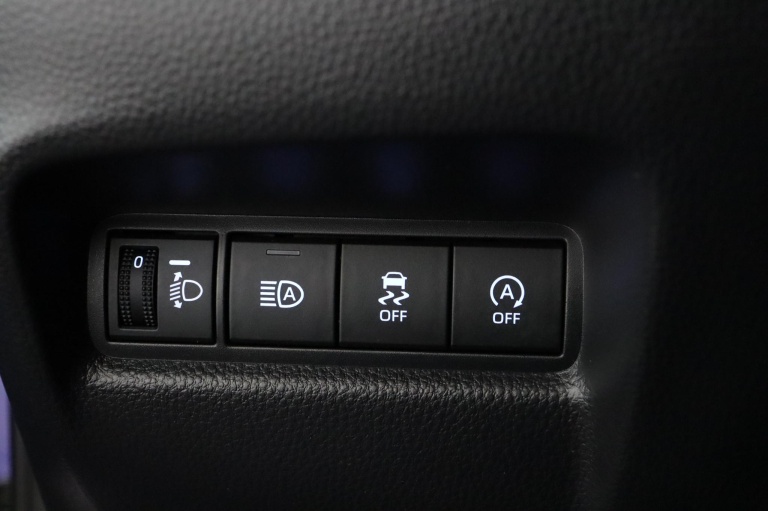 Toyota Aygo X - 1.0 VVT-i MT Play 28