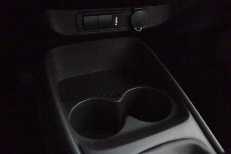 Toyota Aygo X - 1.0 VVT-i MT Play 44