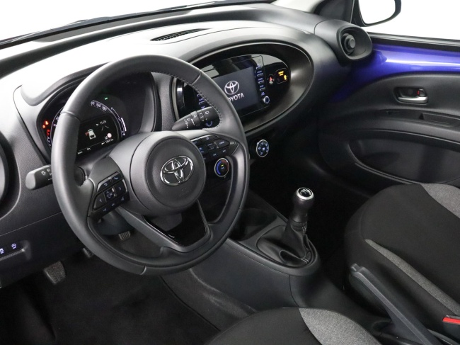 Toyota Aygo X - 1.0 VVT-i MT Play