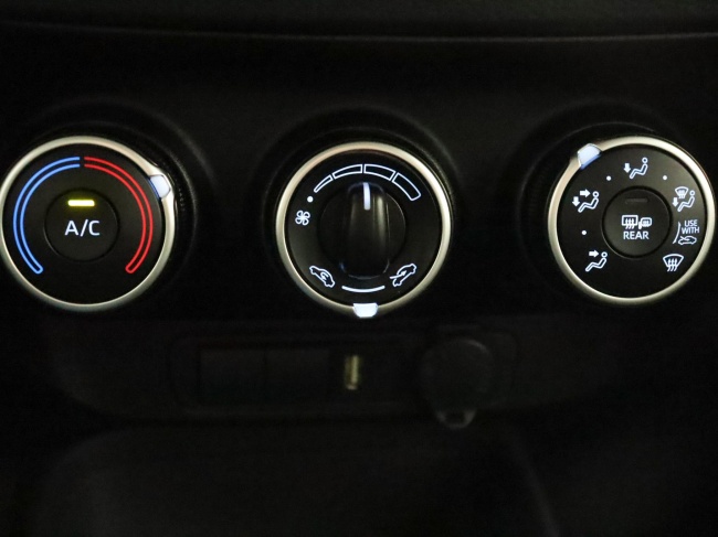 Toyota Aygo X - 1.0 VVT-i MT Play