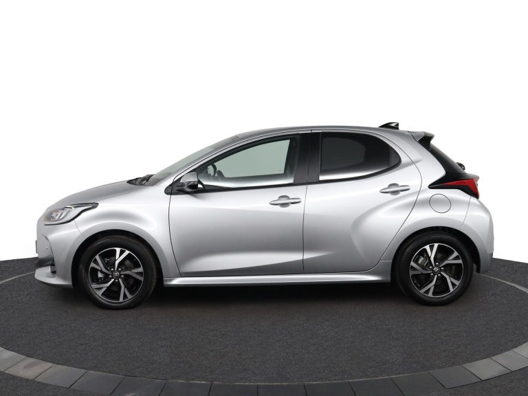 Toyota Yaris - 1.5 Hybrid 115 Dynamic 3