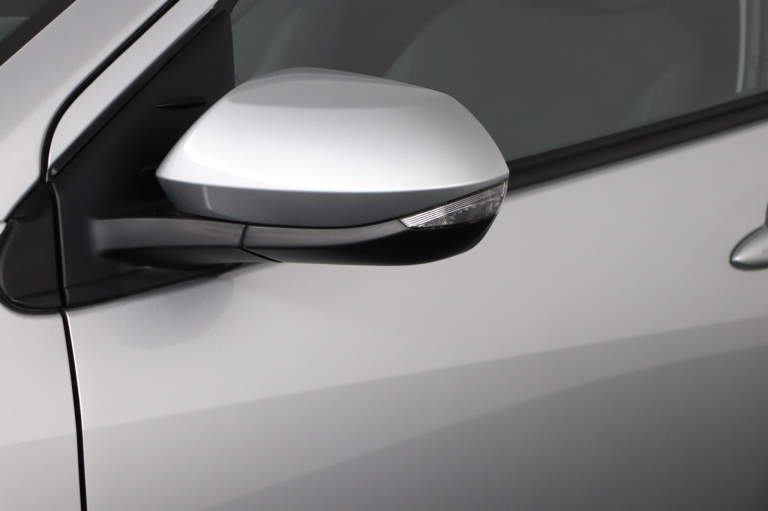 Toyota Yaris - 1.5 Hybrid 115 Dynamic 36