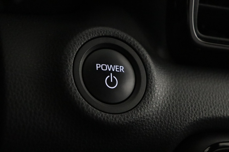 Toyota Yaris - 1.5 Hybrid 115 Dynamic 43