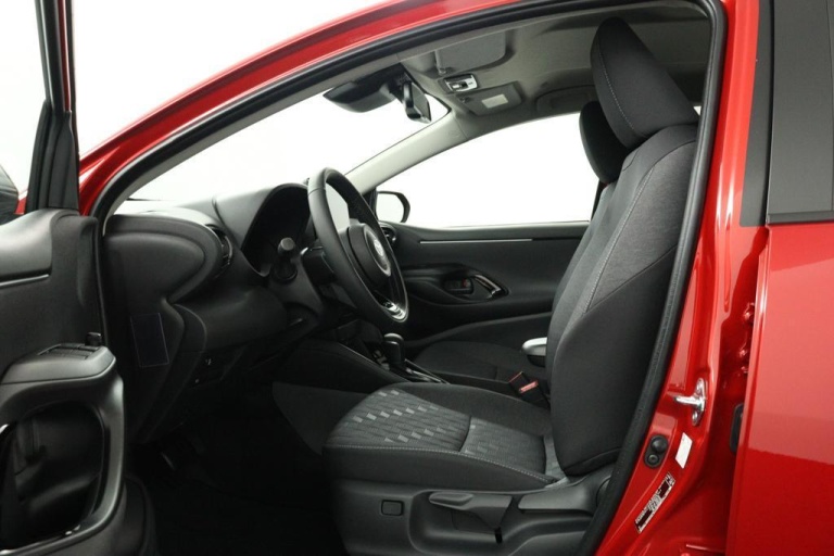 Toyota Yaris - 1.5 Hybrid 115 First Edition 16