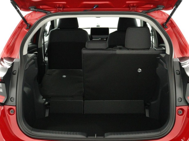 Toyota Yaris - 1.5 Hybrid 115 First Edition