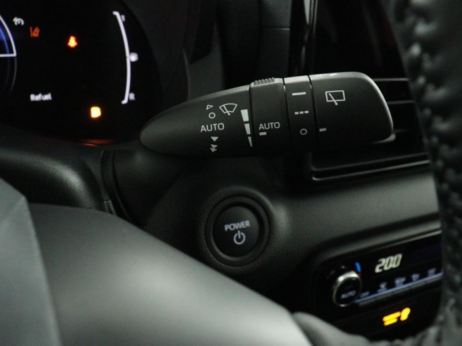 Toyota Yaris - 1.5 Hybrid 115 First Edition