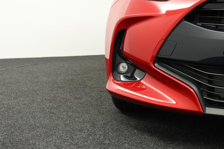 Toyota Yaris - 1.5 Hybrid 115 First Edition 32