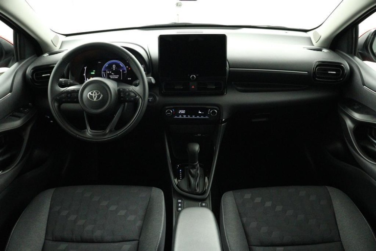 Toyota Yaris - 1.5 Hybrid 115 First Edition 4