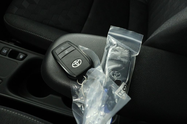 Toyota Yaris - 1.5 Hybrid 115 First Edition 9